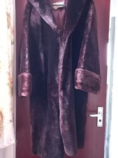 BEAVER FUR COAT VINTAGE 1950'S GENUINE BEAVER SIZE MED FULL LENGH