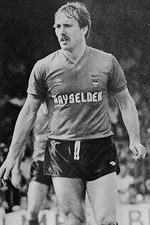 Football Photo>RAY McHALE