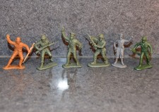 Bluebox - small collection 2nd world war soldiers - toy soldier fig  x 6  figure