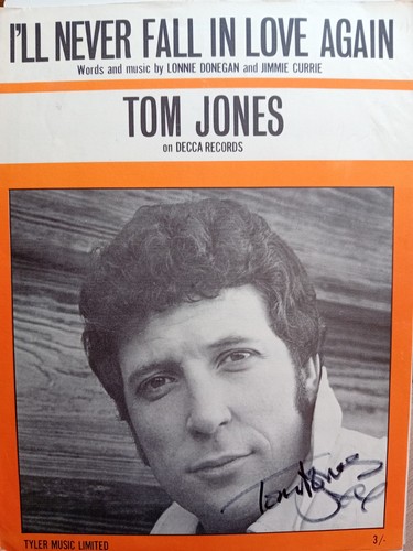 Sir tom jones genuine signed - tom,