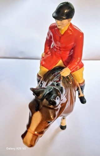 Beswick huntsman brown - on,