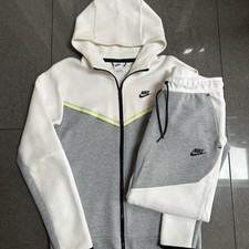 Mens Nike Tech Fleece New