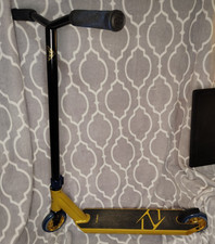 Fuzion Z250 Pro Scooter - Gold