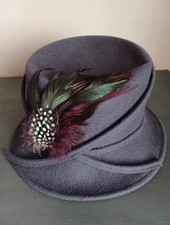 PURPLE FELT HAT WITH FEATHER FEATURE BY WHITELEY MADE IN ENGLAND