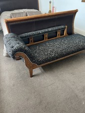 Classic Upholstered Chais Long