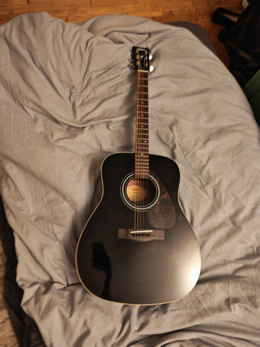 Yamaha f370 acoustic guitar - yamaha,