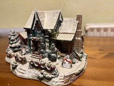 Lilliput Lane Home for the Holidays, limited number 1577