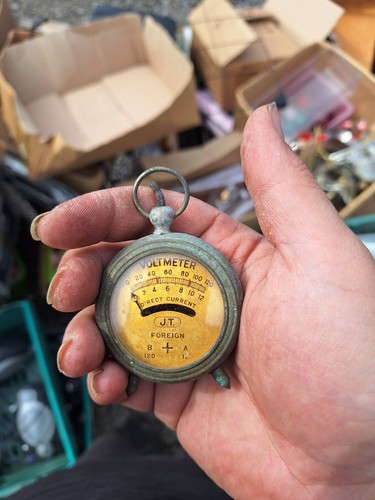 Vintage voltmeter foreign t - vintage, j.t