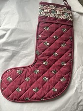 VINTAGE PADDED TRADITIONAL