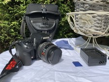 Professional Pentax K-7 Digital Camera 14.6 MP SR with Lens & Case