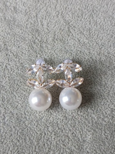 White silver gold elegant - gold,