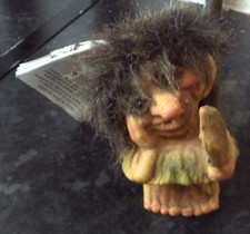 Vintage Norwegian Nyform 8cm Troll Girl Figure Looking In Mirror