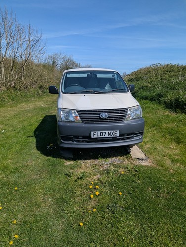 Toyota hiace lwb 2007 - toyota,
