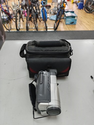 Samsung w70u hi8 - hi8, camcorder