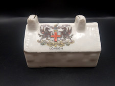 Crested China - LONDON Crest - Cottage - Carlton China.