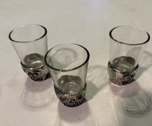 Chrome skull shot glasses set - skull,