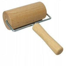 Hand roller pastry dough