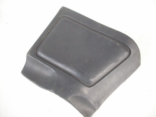 Knee pad left fairing - knee,