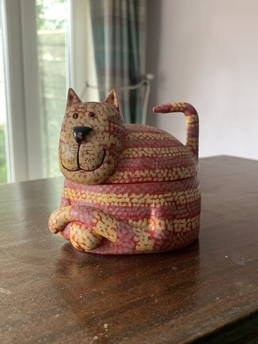 Pink cat trinket - pot,