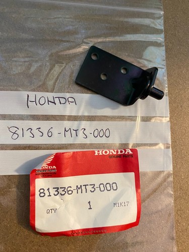 Honda saddlebag pannier hinge