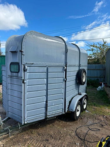 Ifor williams axle stall - ifor, 2-stall