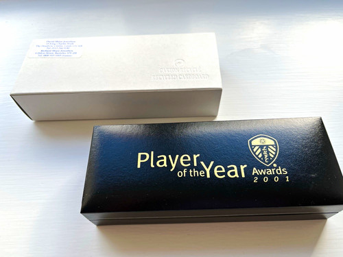Mint official leeds united - official,