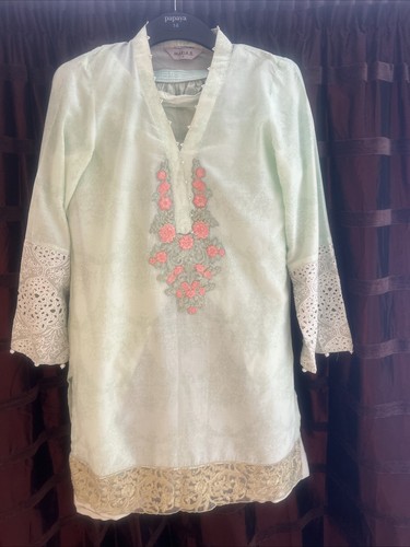 Pakistani dress and pants size - pakistani,