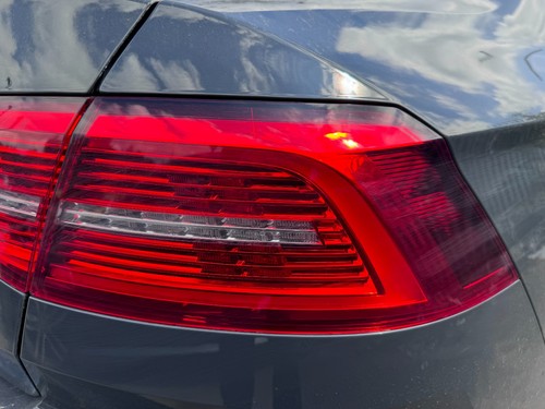 Passat saloon o s - passat,