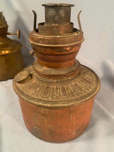 Vict brass trenton - trenton, lamp