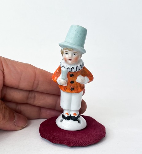 Vtg clown pierrot thimble - clown,