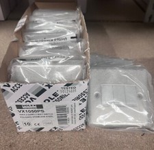 Volex VX1050PS 10A 3 Gang 2