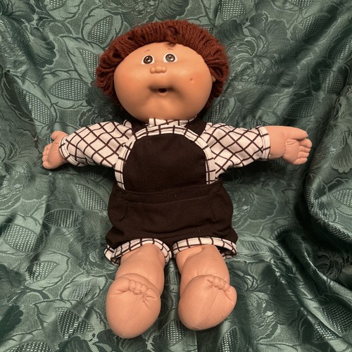 Cabbage patch doll vintage - patch,