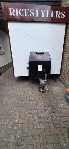 Catering trailer food - catering,