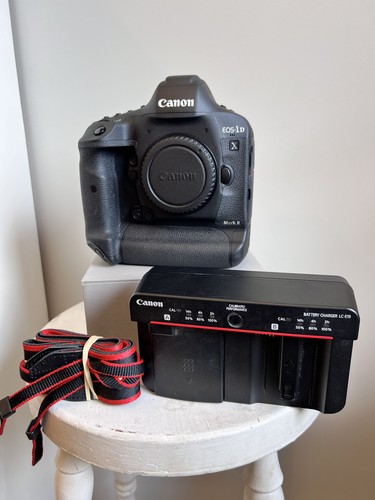 Canon eos mark 20 2mp - mark, ii