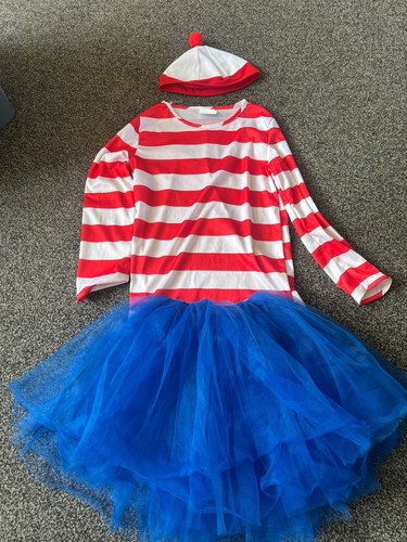 Girls where wally dressing - girls,
