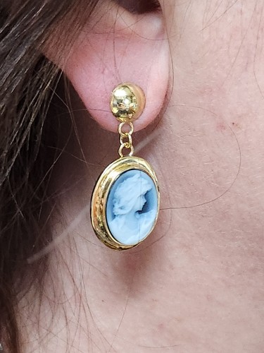 Stunning blue wedgwood - stunning,