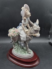 Rare Lladro "Look At Me"