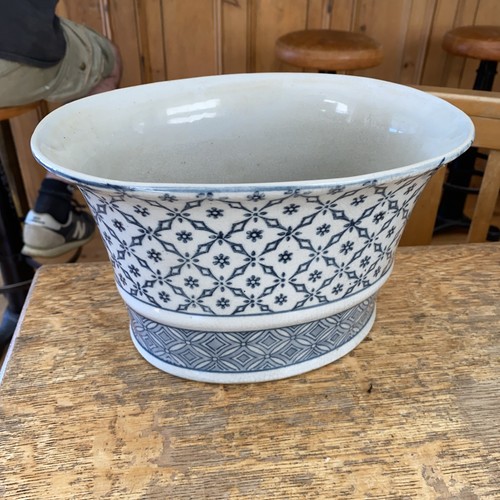 Large oval blue white - large, &