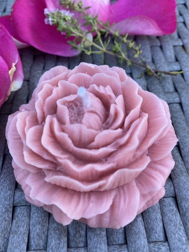 Rose shaped candle - rose,