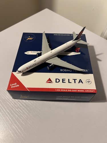 Delta airlines boeing - airlines,