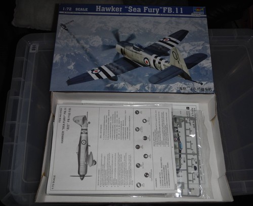 Trumpeter 1631 hawker sea fury - hawker,