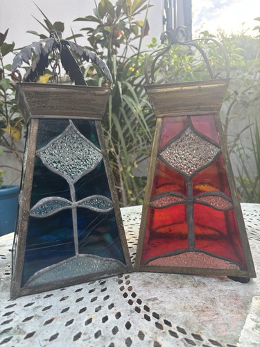 Pair arts and crafts - and,