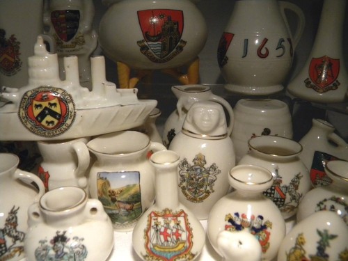 Crested china selection - crested,