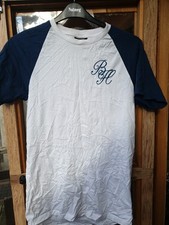 Mens T-shirt Size M By Beck and Hersey