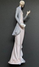 Lladro Figurine Great Gatsby elegant lady BARGAIN!