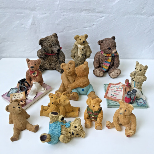 Vintage small bear figurines - small,