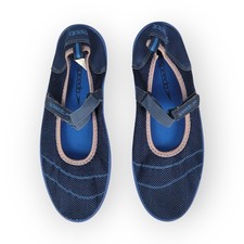 Speedo Blue Water Shoes Size