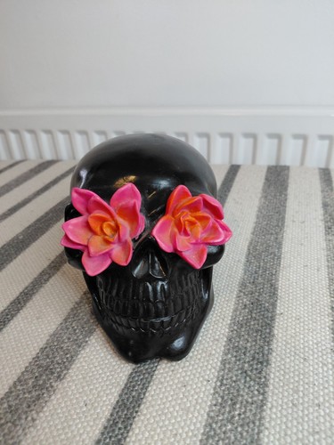 Gothic black skull ornament - skull,