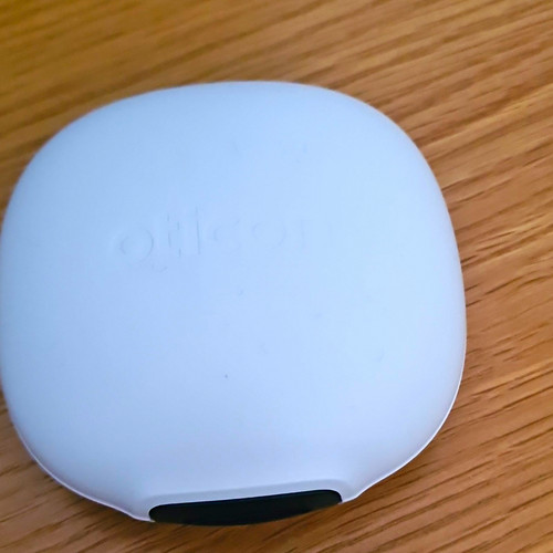 Oticon hearing aid case - hearing,