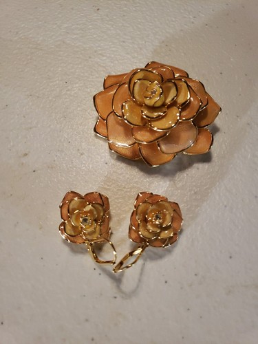 Joan rivers stunning trinket - stunning,